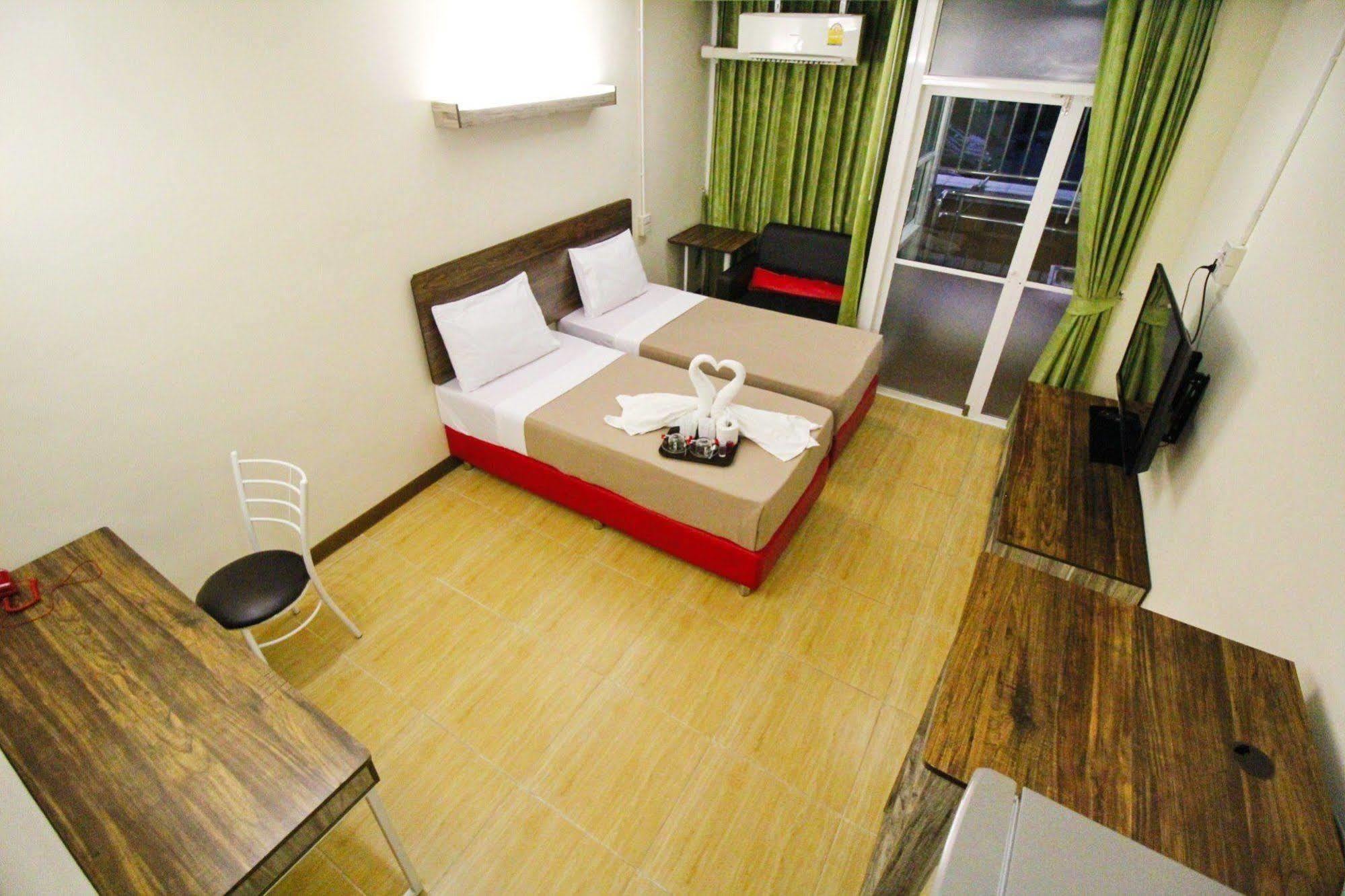 Ac Sport Village Bangkok Exterior photo